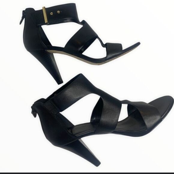 WOMEN"S BLACK OPEN TOE WITH BACK ZIPPER SANDAL - Picture 1 of 15